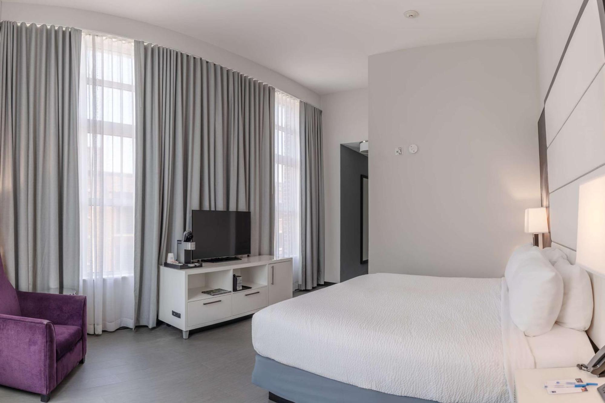 Tryp By Wyndham Savannah Esterno foto