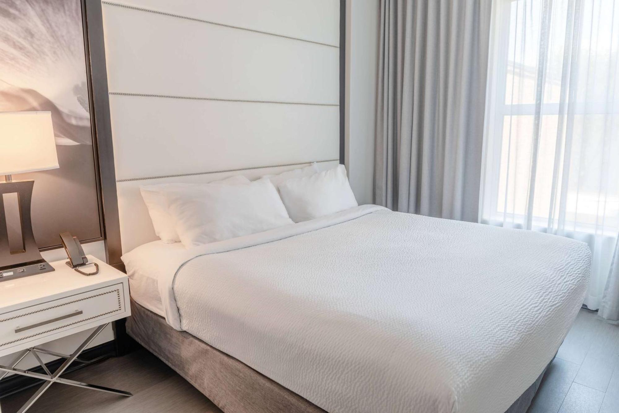 Tryp By Wyndham Savannah Esterno foto