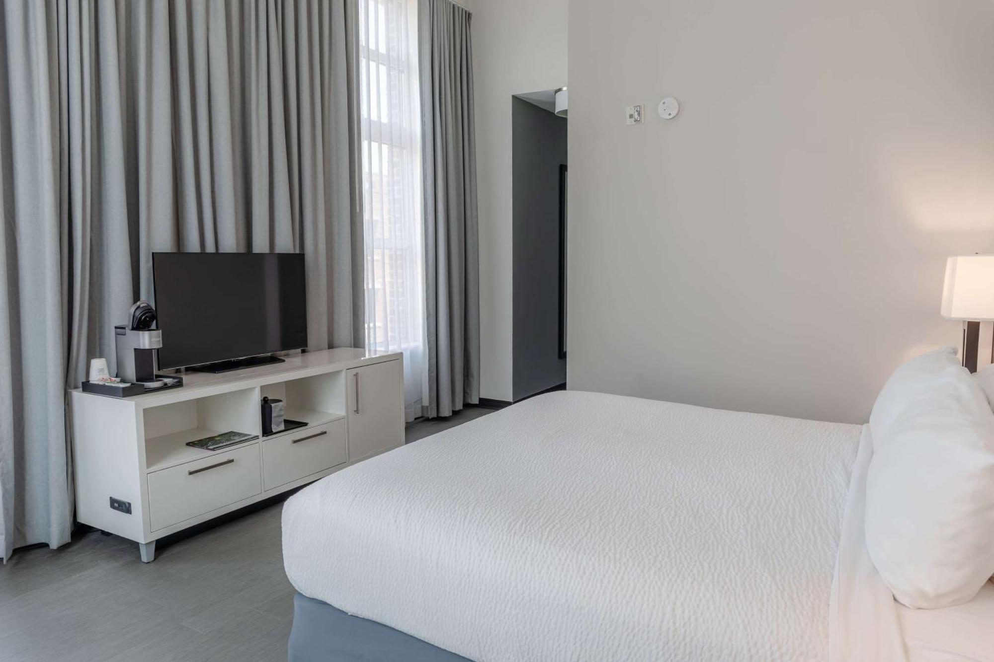 Tryp By Wyndham Savannah Esterno foto