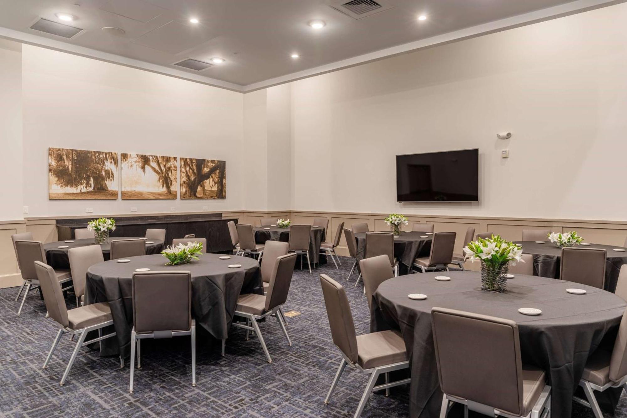 Tryp By Wyndham Savannah Esterno foto