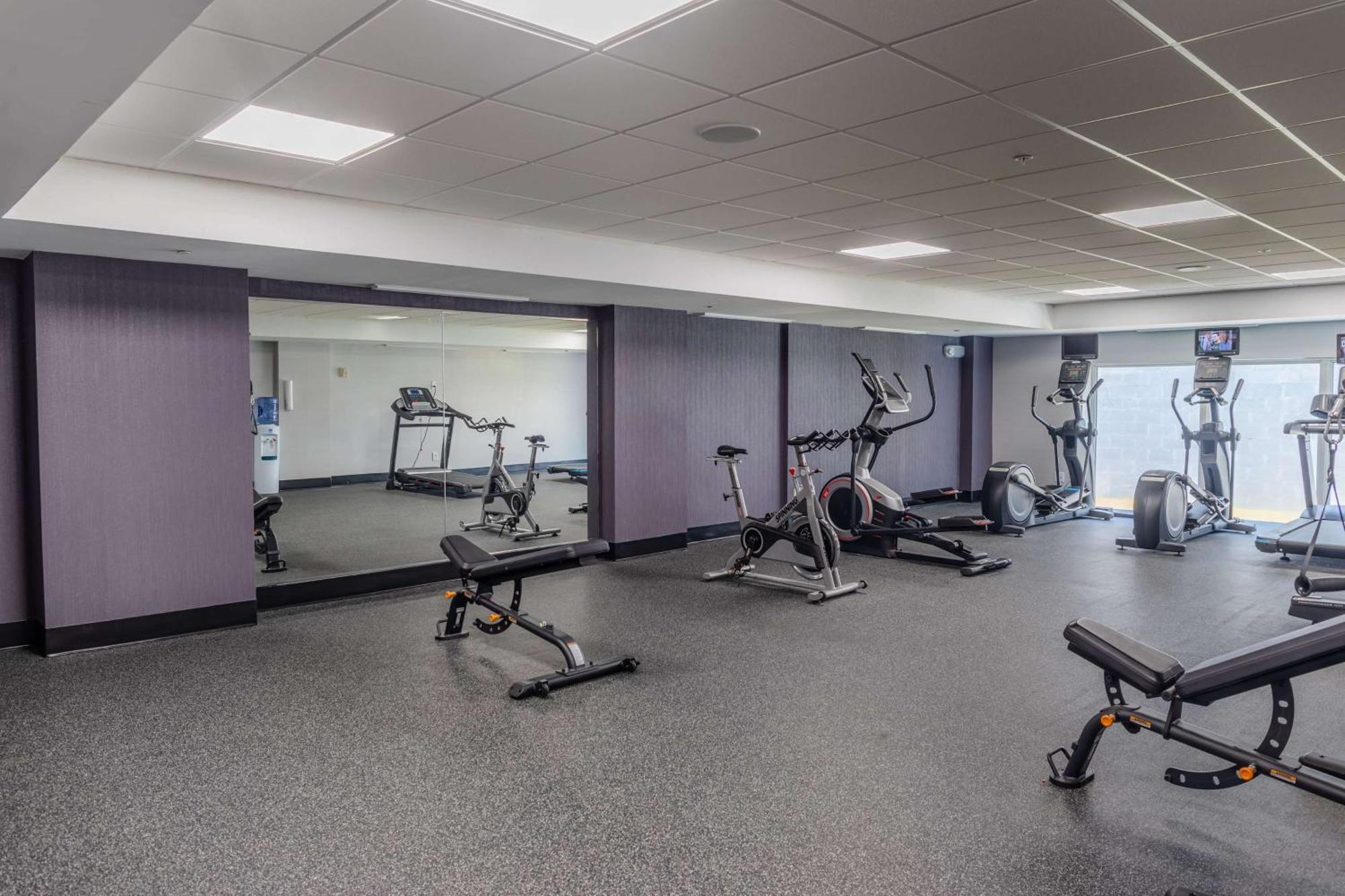 Tryp By Wyndham Savannah Esterno foto