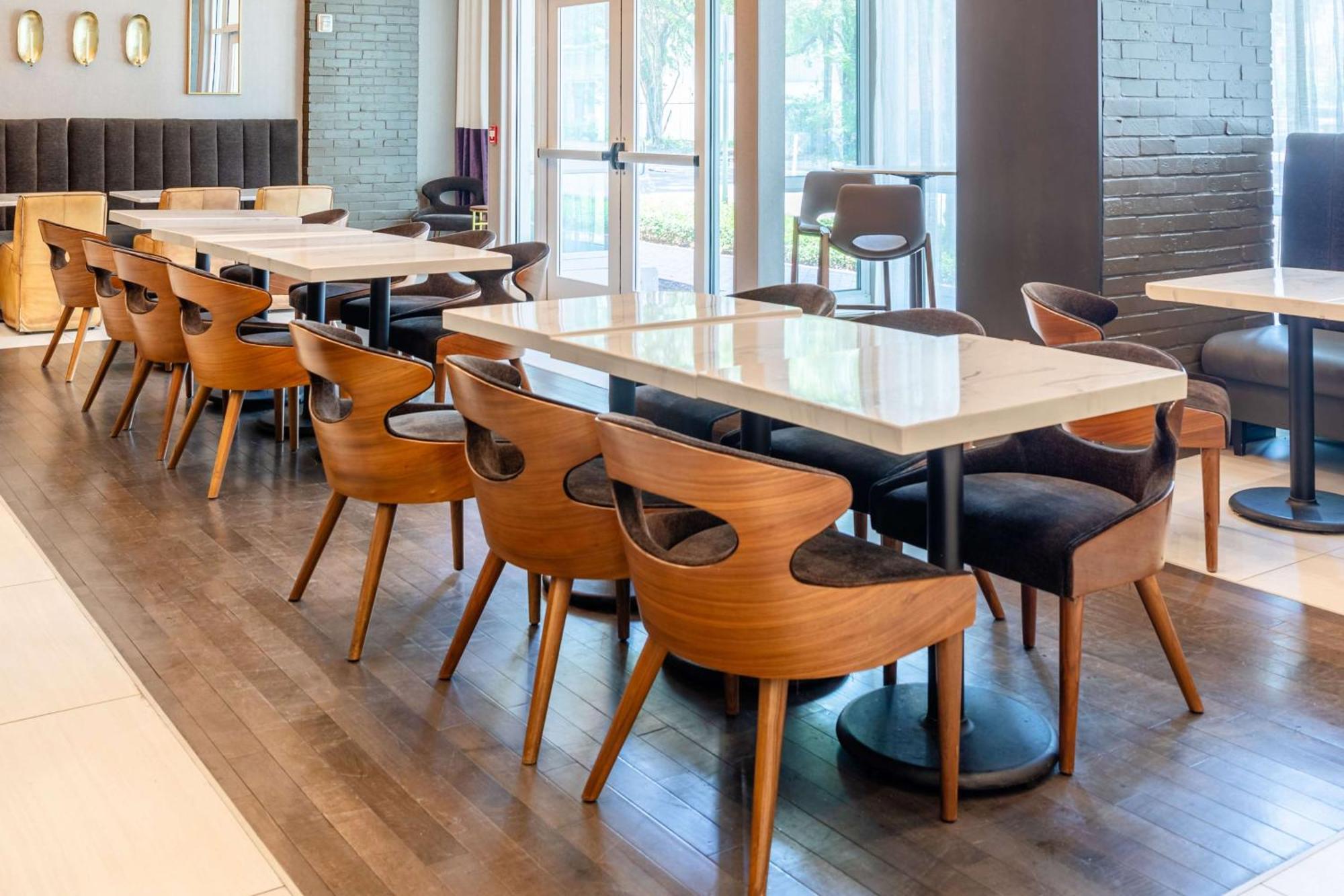 Tryp By Wyndham Savannah Esterno foto